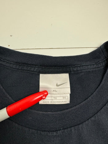 Vintage 2000s Nike est. 1972 Tee Dark Navy