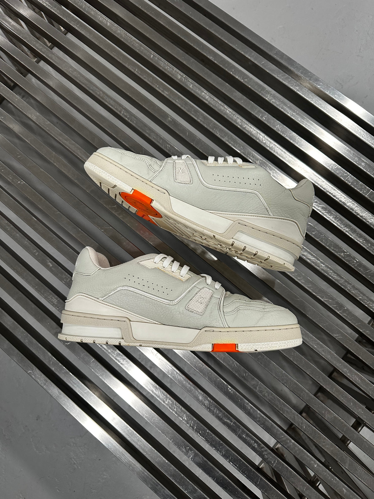 Louis Vuitton Low Trainer #54 Off White (USED NO BOX)