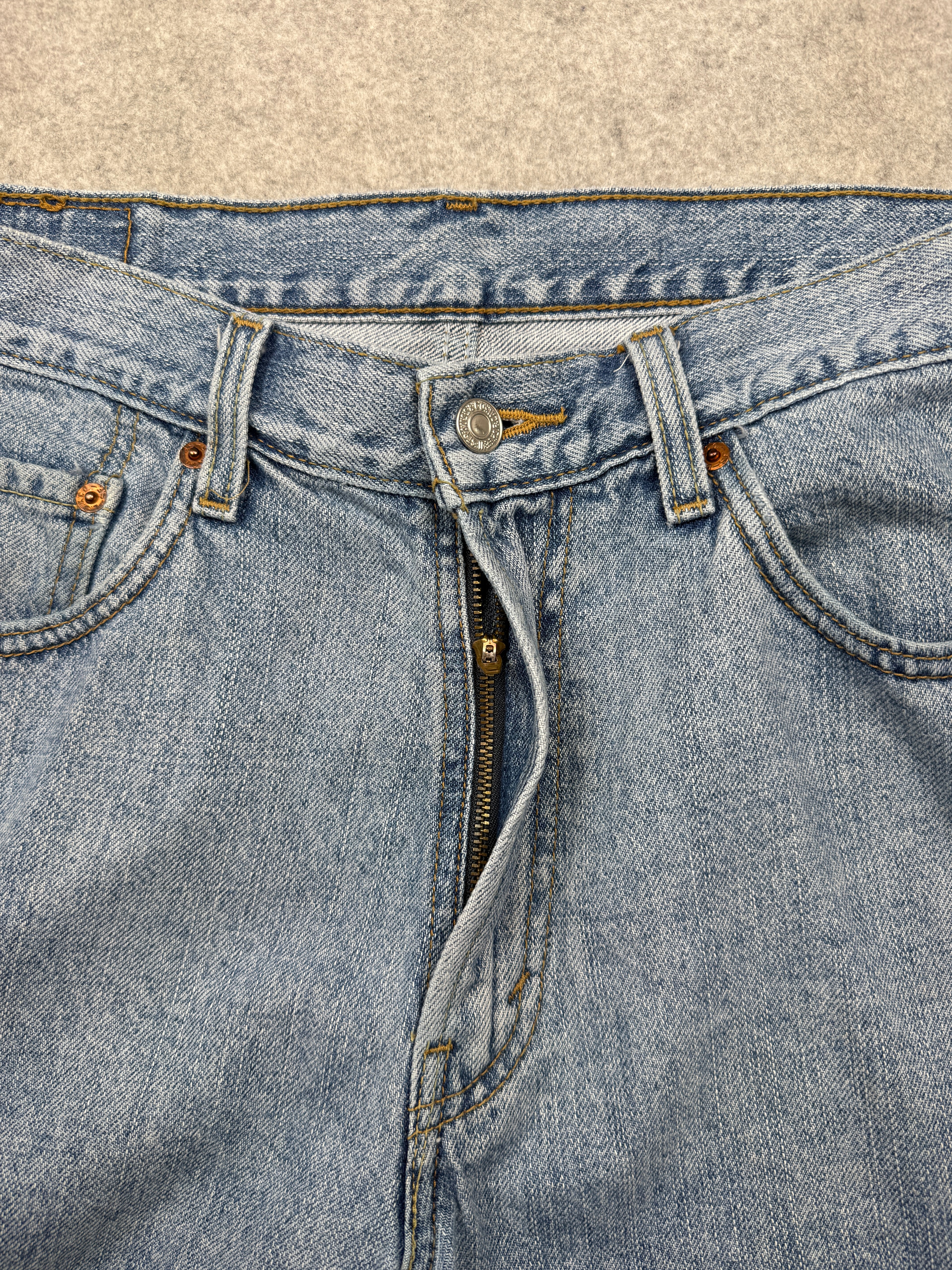 Levi's 550 Relaxed Fit Denim Shorts