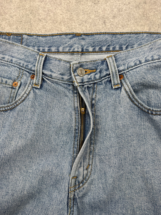Levi's 550 Relaxed Fit Denim Shorts | Vitnage Clothing Store Canada