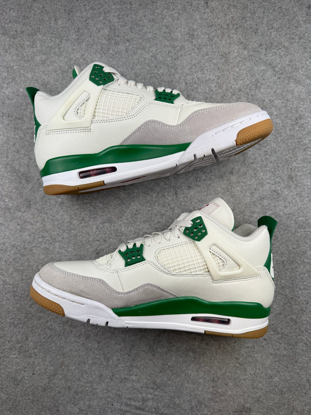 Air Jordan 4 Retro SB Pine Green (USED)