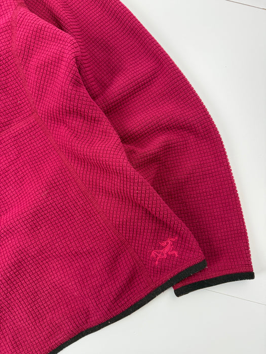Women’s Vintage Arc'teryx Delta AR 1/2 Zip Fleece Pullover Magenta | Vitnage Clothing Store Canada