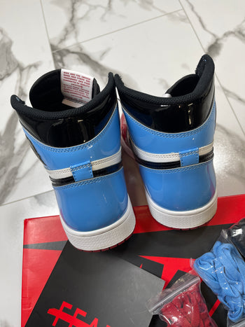 Air Jordan 1 Retro High Fearless UNC Chicago (USED)