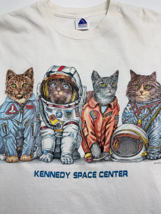 Vintage 2000s Kennedy Space Center Cat Tee White | Vitnage Clothing Store Canada