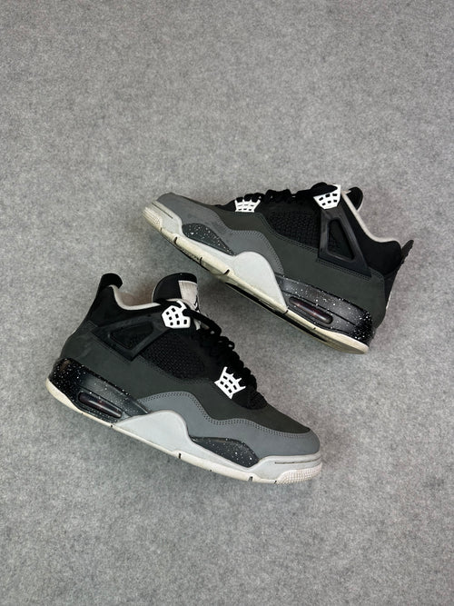 Air Jordan 4 Retro Fear 2024 (USED) | Vintage Clothing Store Canada