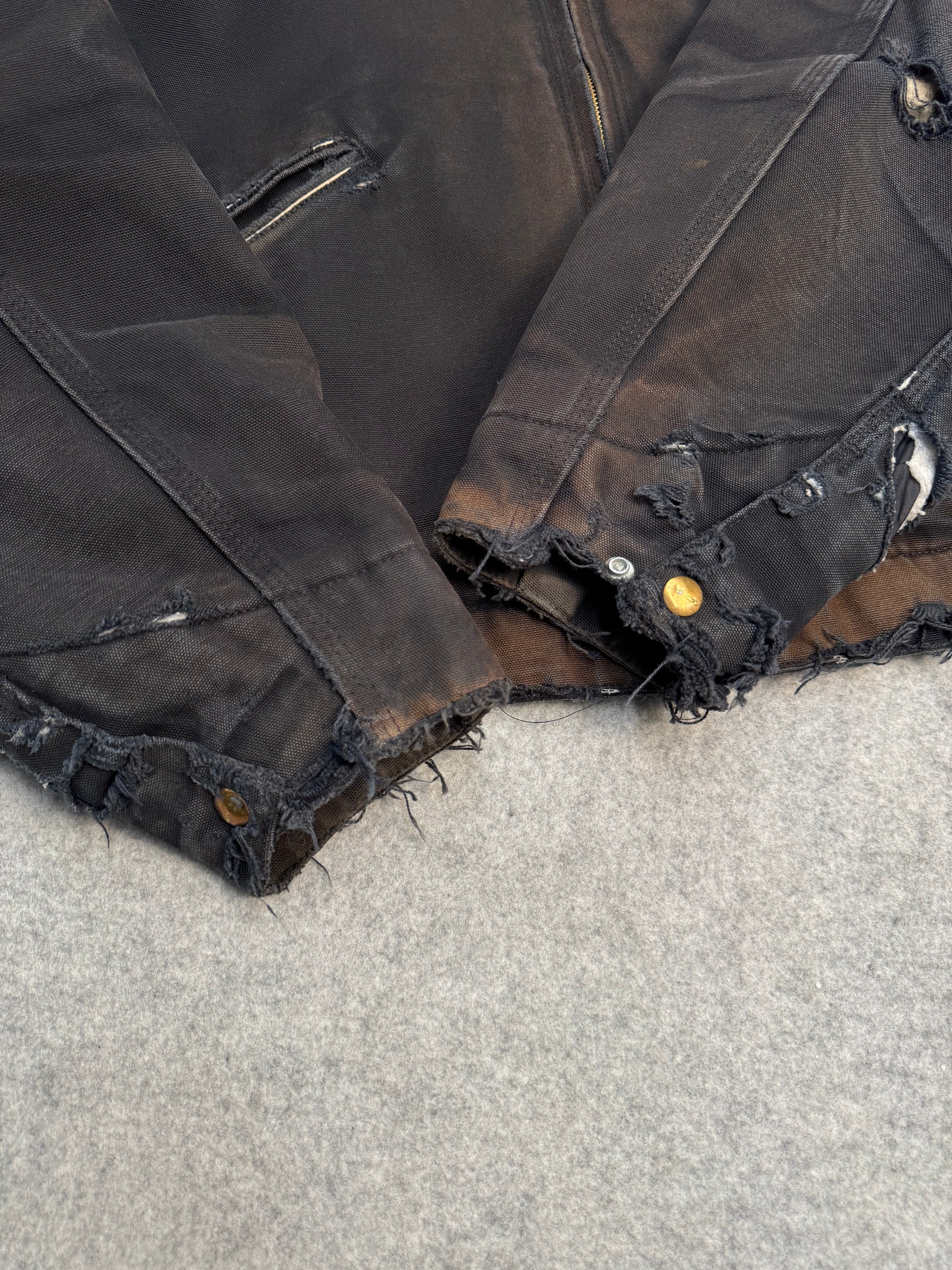 Vintage 2000’s Carhartt Detroit Jacket Distressed Black