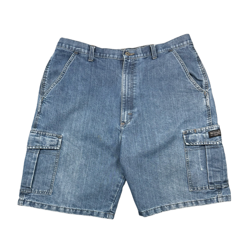Wrangler Baggy Cargo Denim Shorts | Vintage Clothing Store Canada