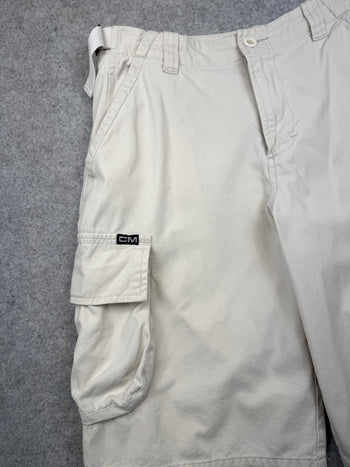 Club Monaco Cargo Shorts Off-White