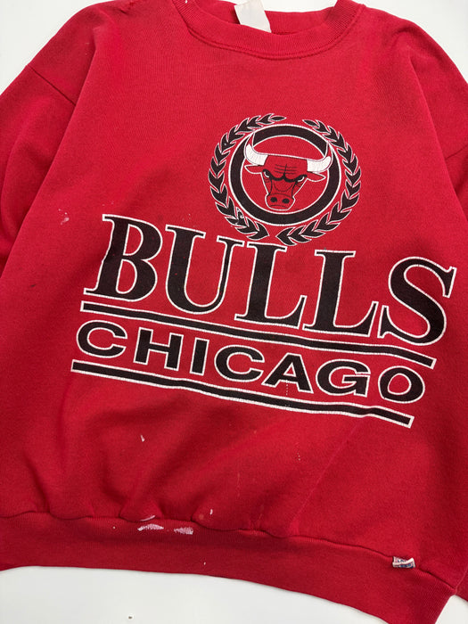 Vintage 90's Logo 7 Chicago Bulls Sweatshirt Red | Vitnage Clothing Store Canada
