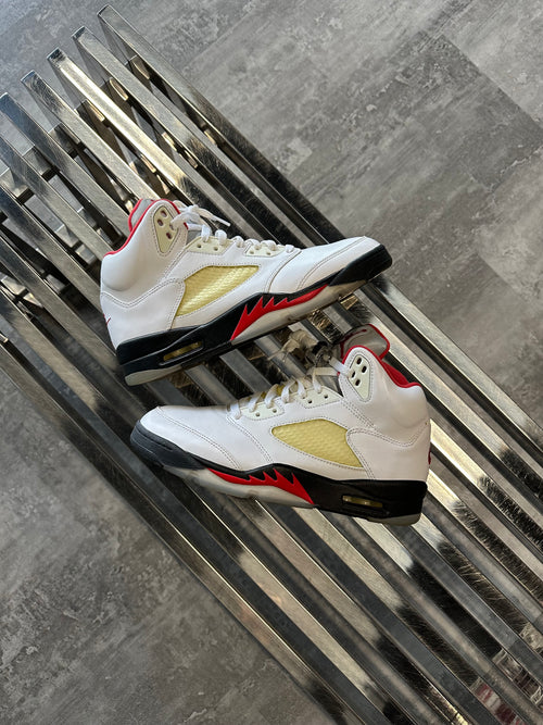 Air Jordan 5 Retro Fire Red Silver Tongue 2020 (USED NO BOX) | Vintage Clothing Store Canada