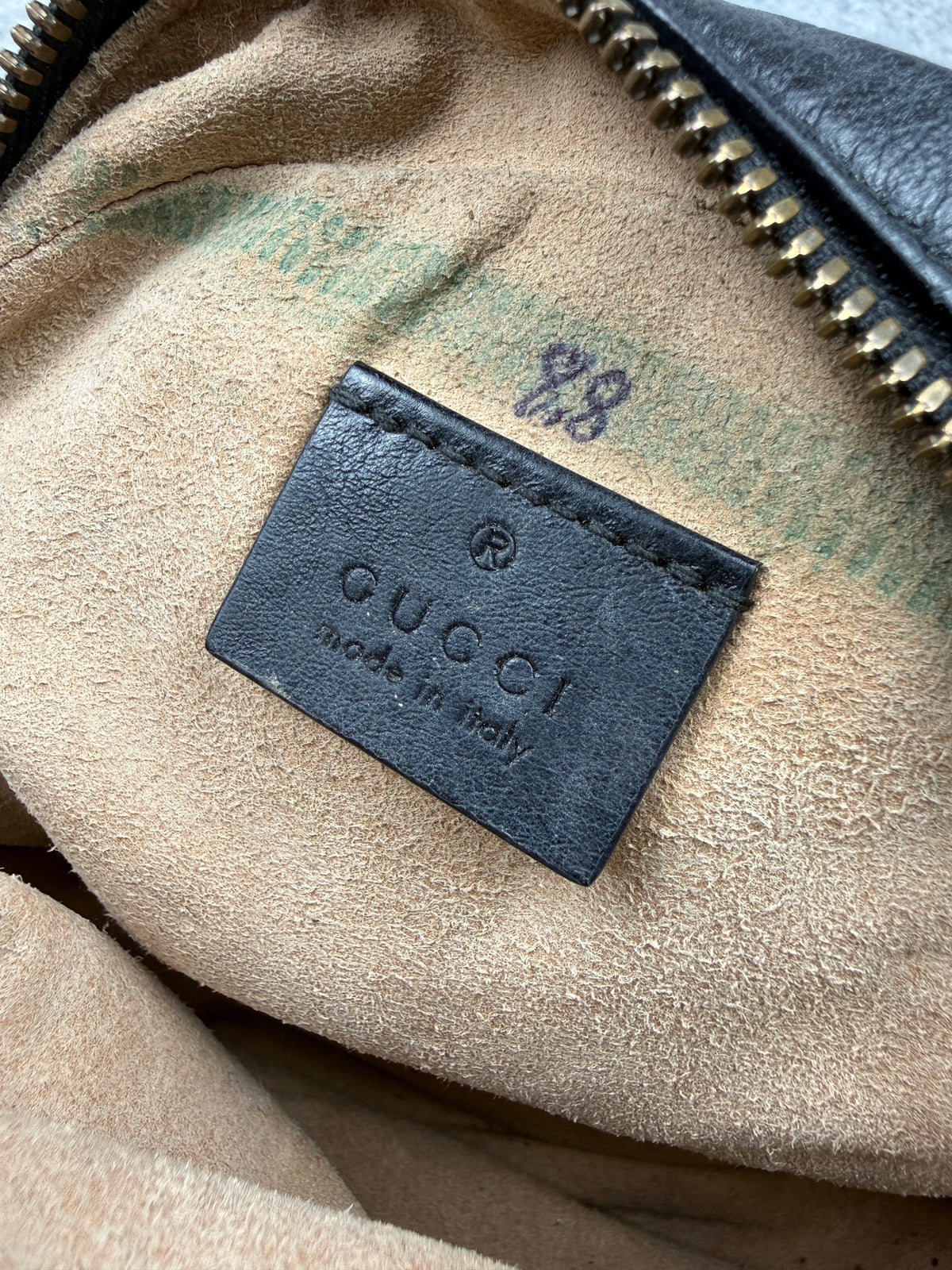 Gucci GG Marmont Mini Round Shoulder Bag Black