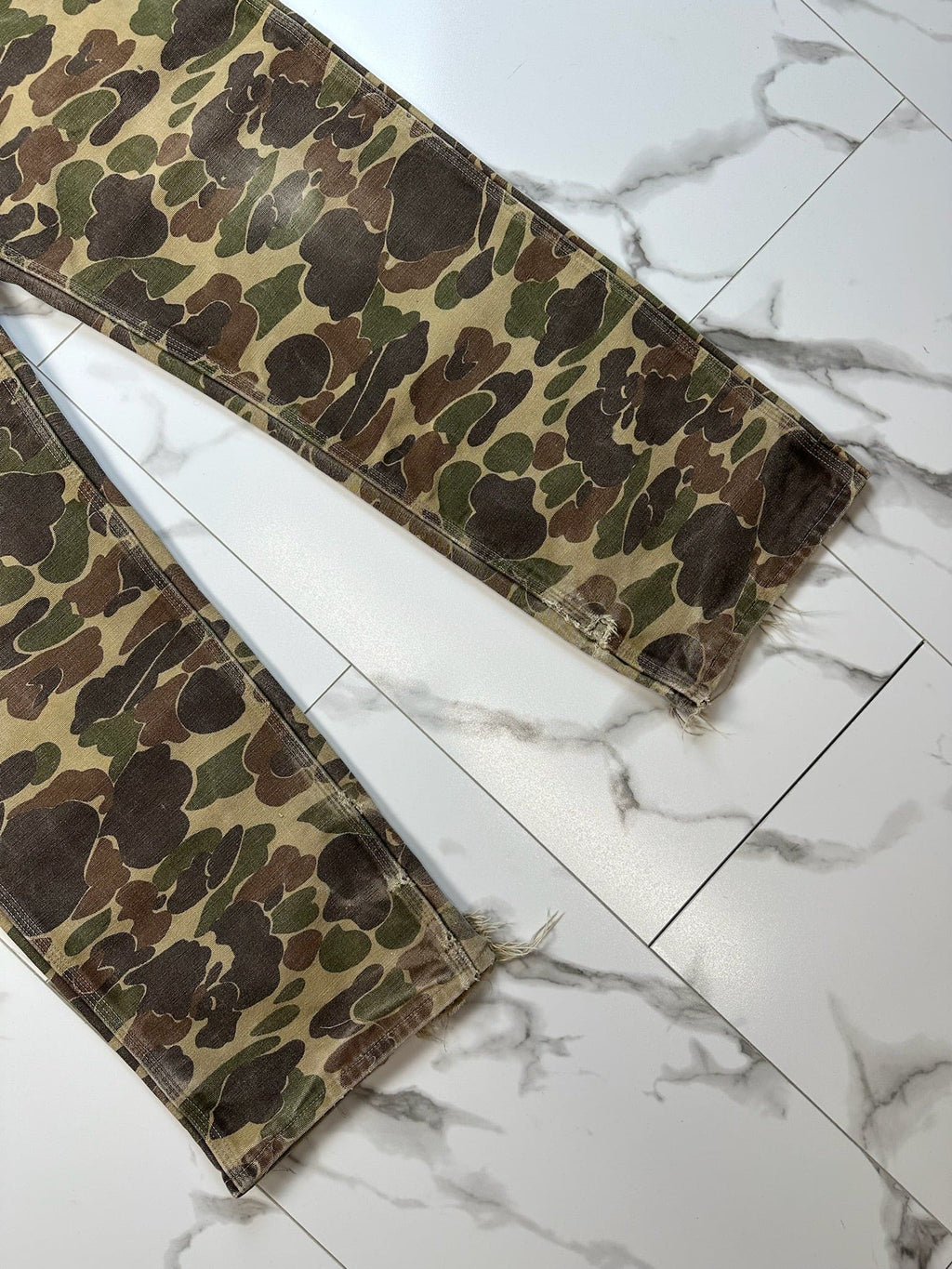 Vintage 90s Carhartt Camo Carpenter Pants