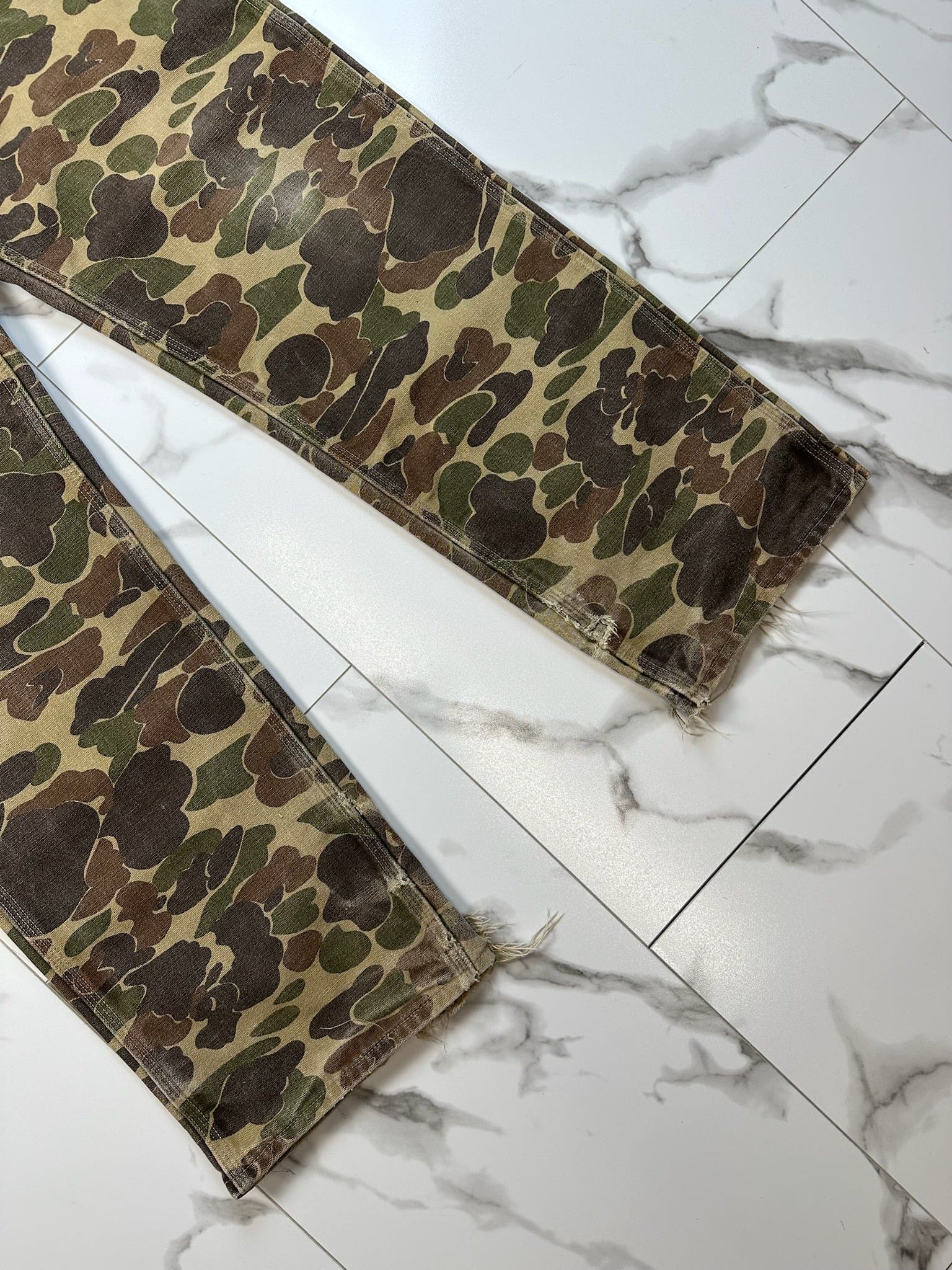 Vintage 90s Carhartt Camo Carpenter Pants