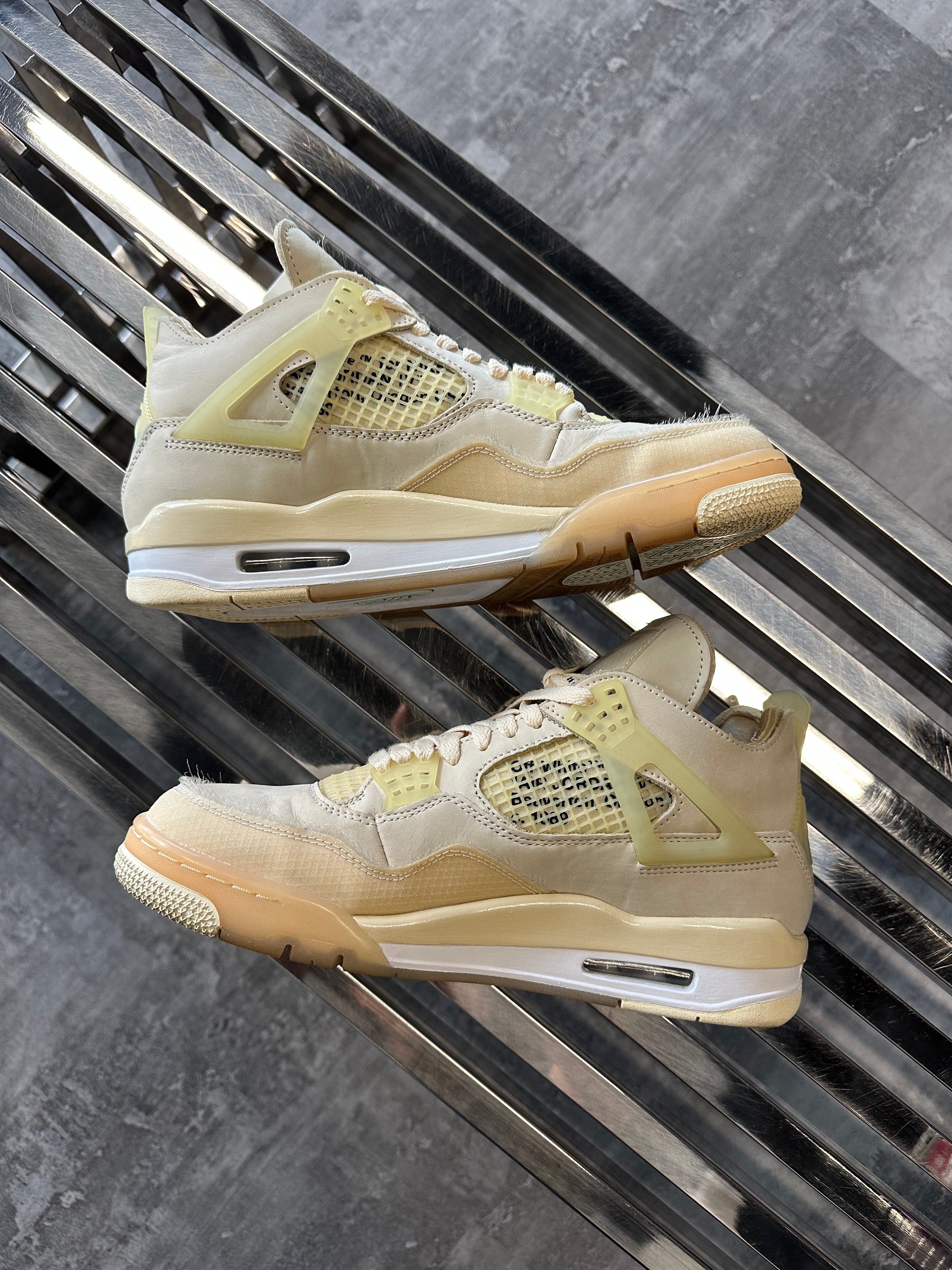 Air Jordan 4 Retro Off-White Sail (USED)