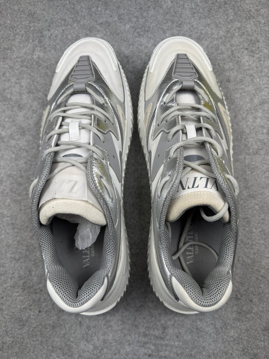 Valentino Garavani Wade Runner Sneakers (NEW, NO BOX) | Vitnage Clothing Store Canada