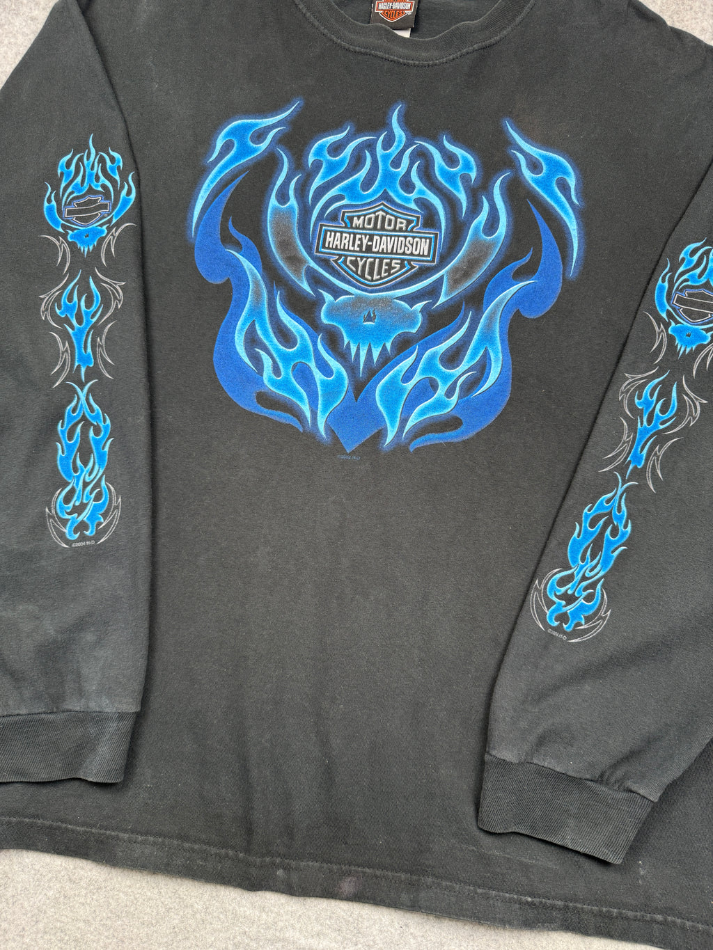 Vintage Harley Davidson Blue Flame Sleeve L/S Tee Black