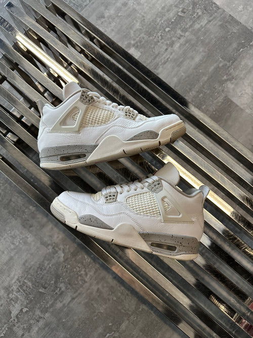 Air Jordan 4 Retro White Oreo 2021 (USED) | Vintage Clothing Store Canada