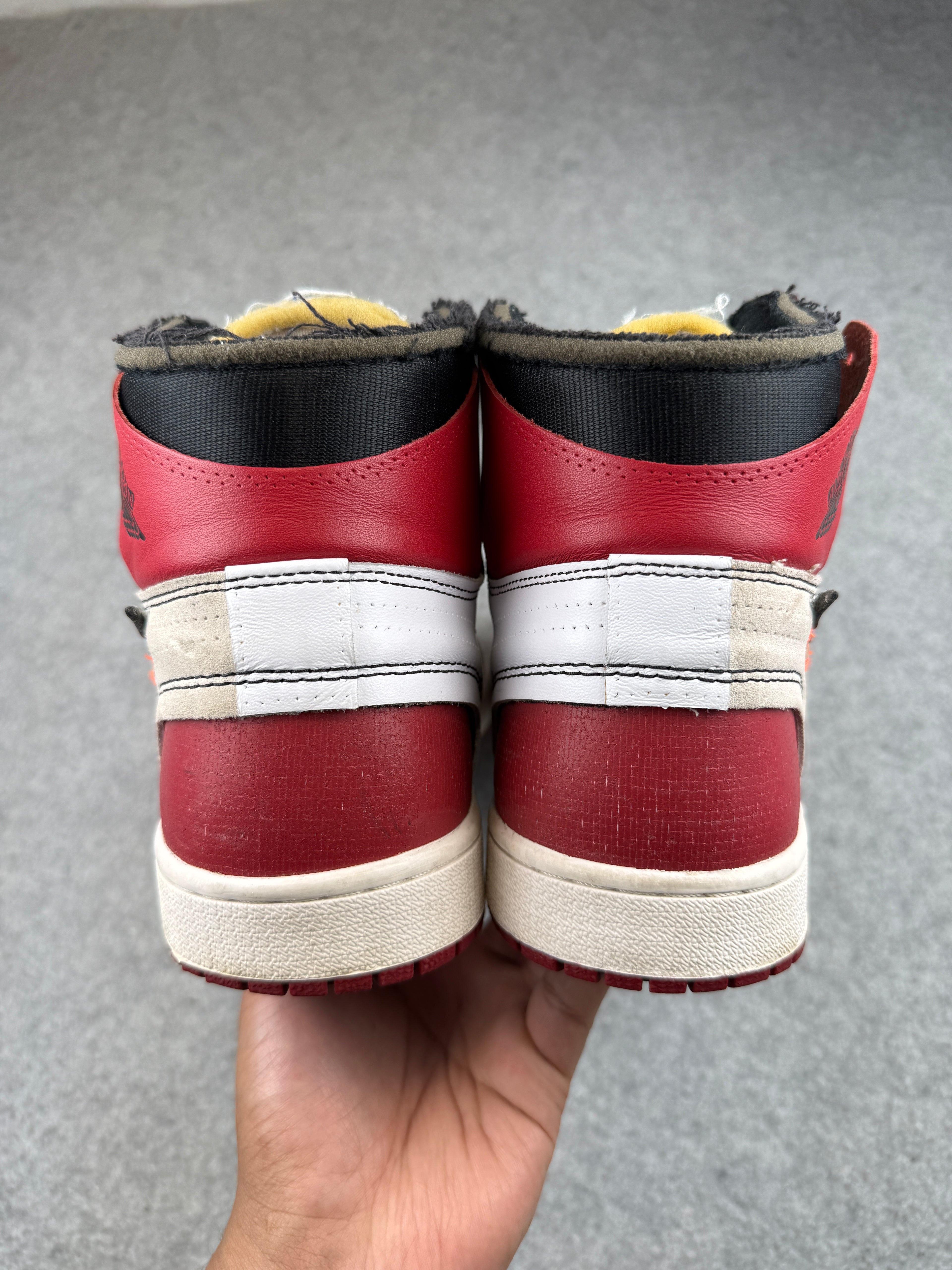 Air Jordan 1 Retro High x Off-White Chicago (USED)