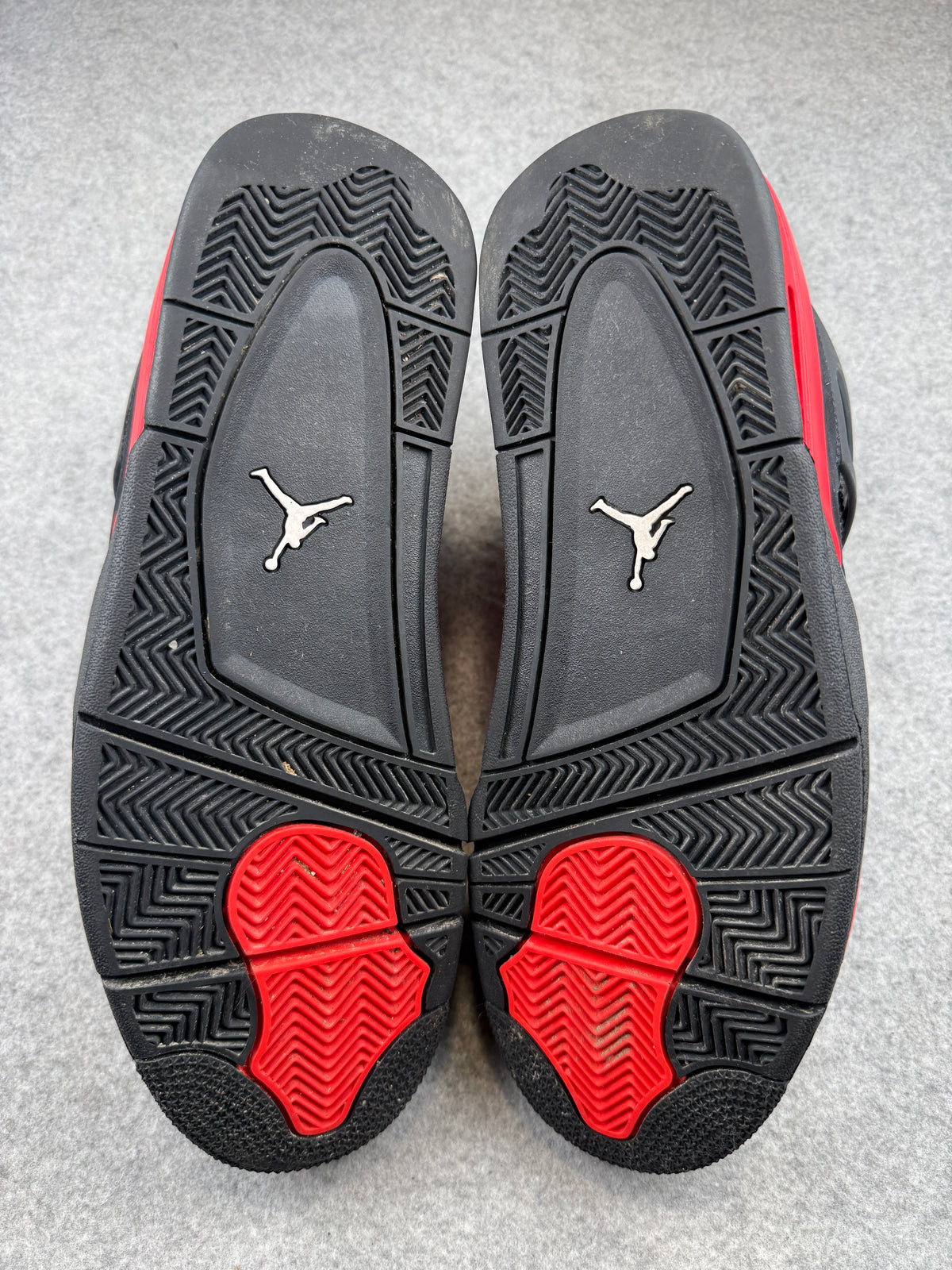 Air Jordan 4 Retro Red Thunder (USED, NO BOX)