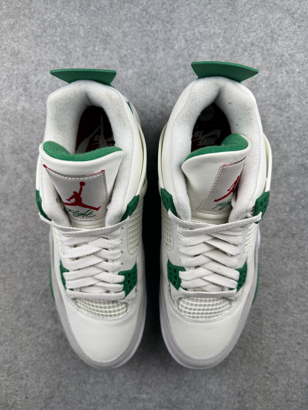 Air Jordan 4 Retro SB Pine Green (USED)