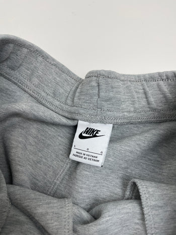 Nike Tech Fleece Jogger Pants Grey (USED)