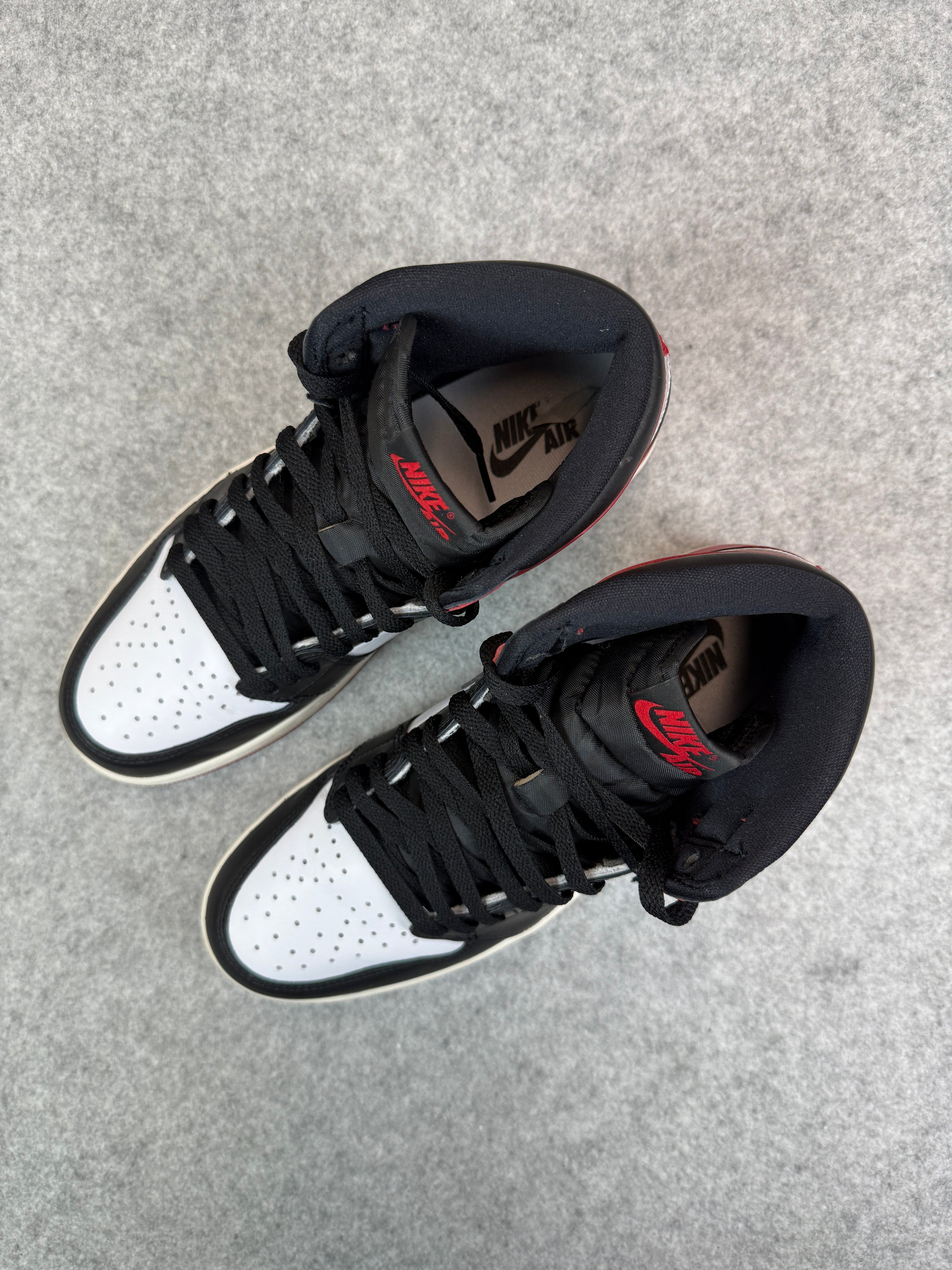 Air Jordan 1 Retro High OG Black Toe Reimagined (USED)