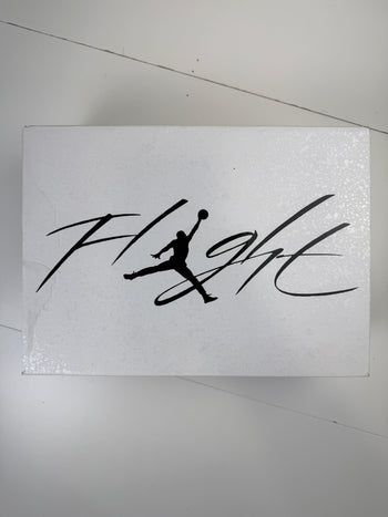 Air Jordan 4 Retro White Thunder (USED)