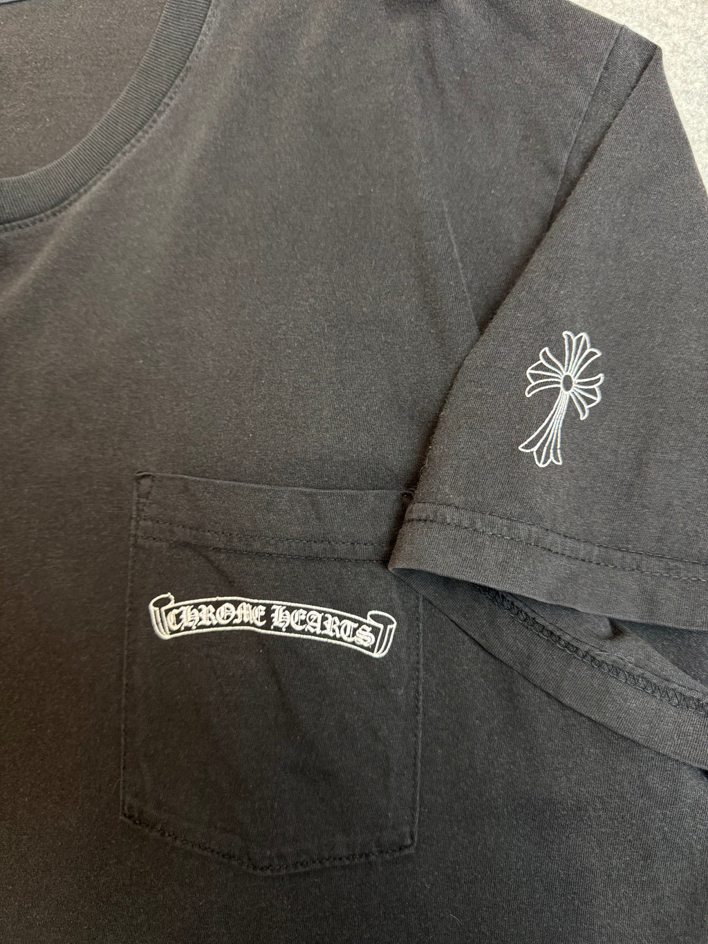 Chrome Hearts Sleeve Script Multi Cross Pocket Tee Black