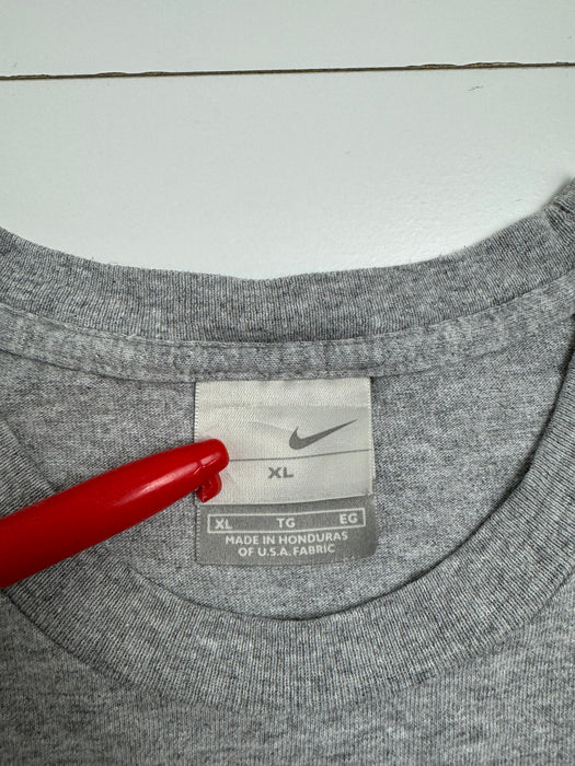 Vintage 2000s Nike Just Do It Tee Grey | Vitnage Clothing Store Canada