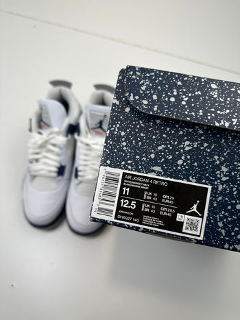 Air Jordan 4 Retro Midnight Navy (USED)