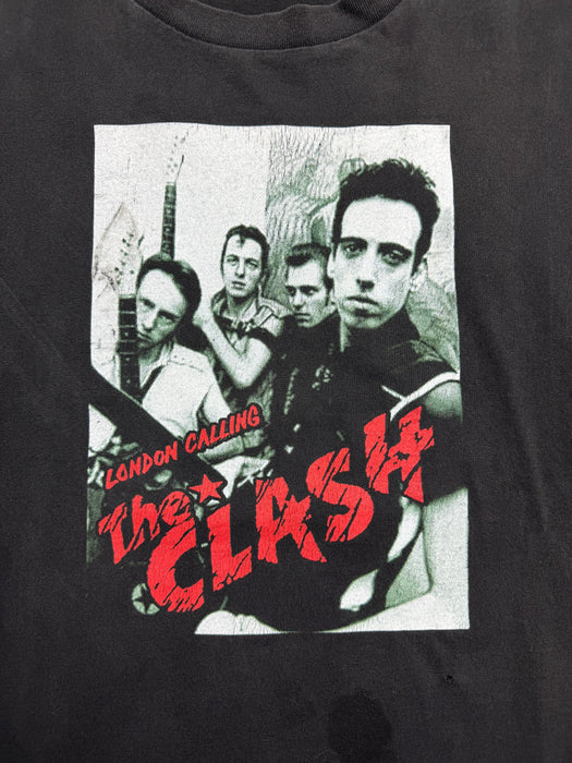 Vintage 2000s The Clash Band Tee Black | Vitnage Clothing Store Canada