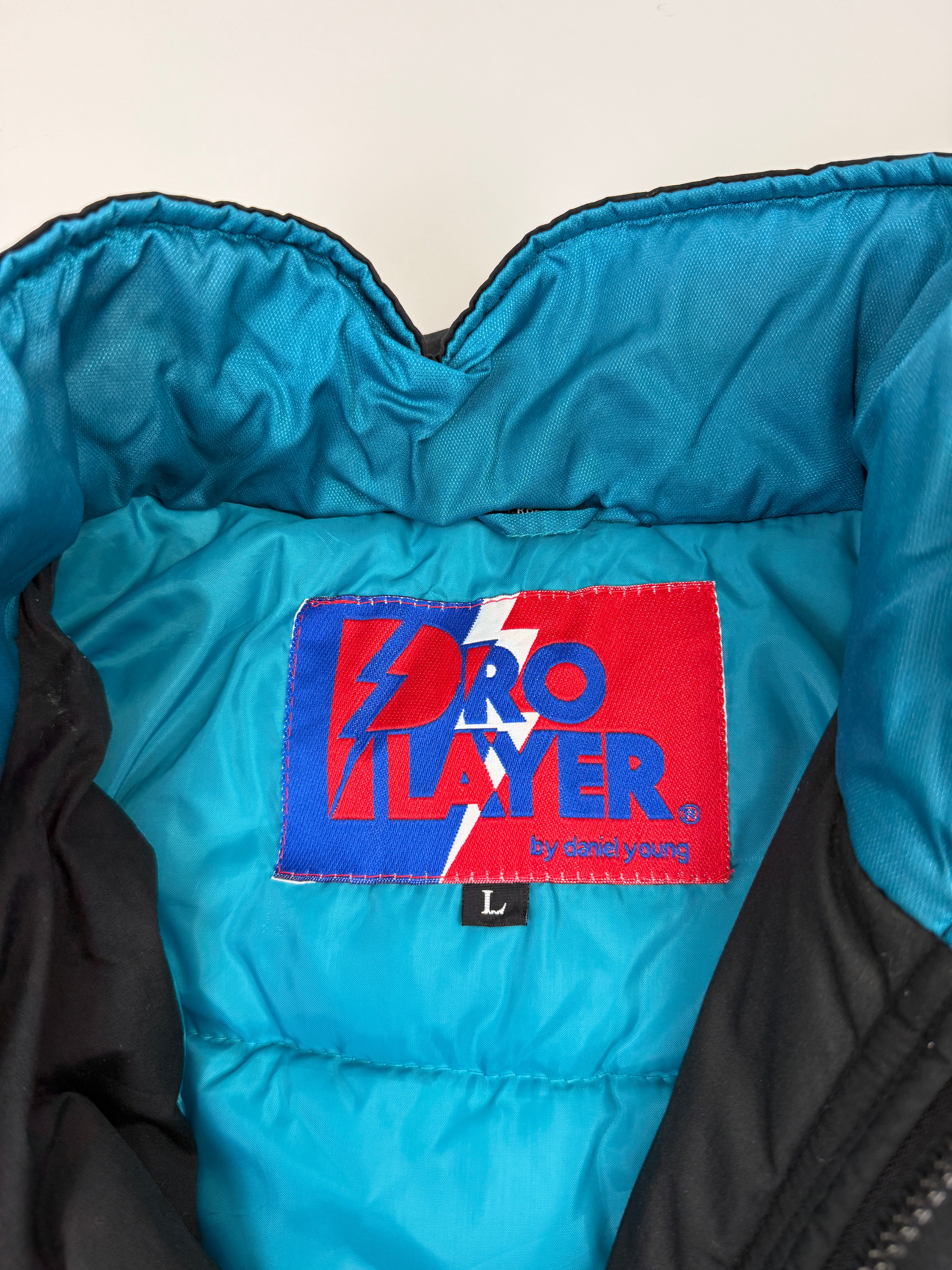 Vintage Pro Player Charlotte Hornets Insulated Jacket