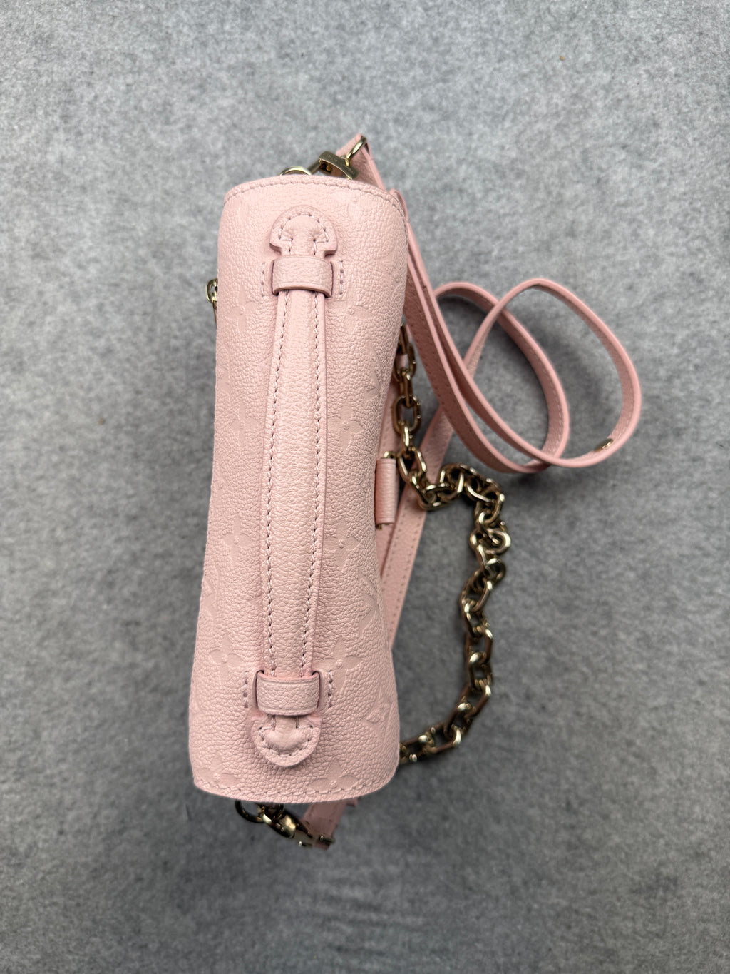 Louis Vuitton Monogram Pochette Metis East West Handbag Pink
