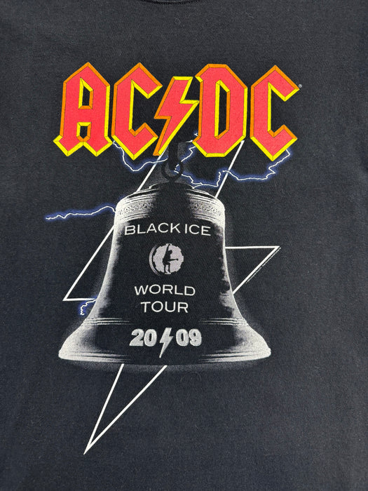 (M) Vintage '09 AC/DC World Tour Tee Black | Vitnage Clothing Store Canada