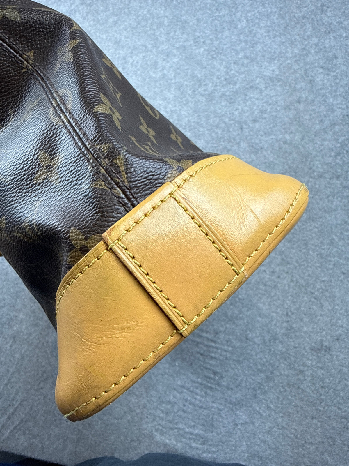 Louis Vuitton Monogram Vintage Lockit Horizontal Bag