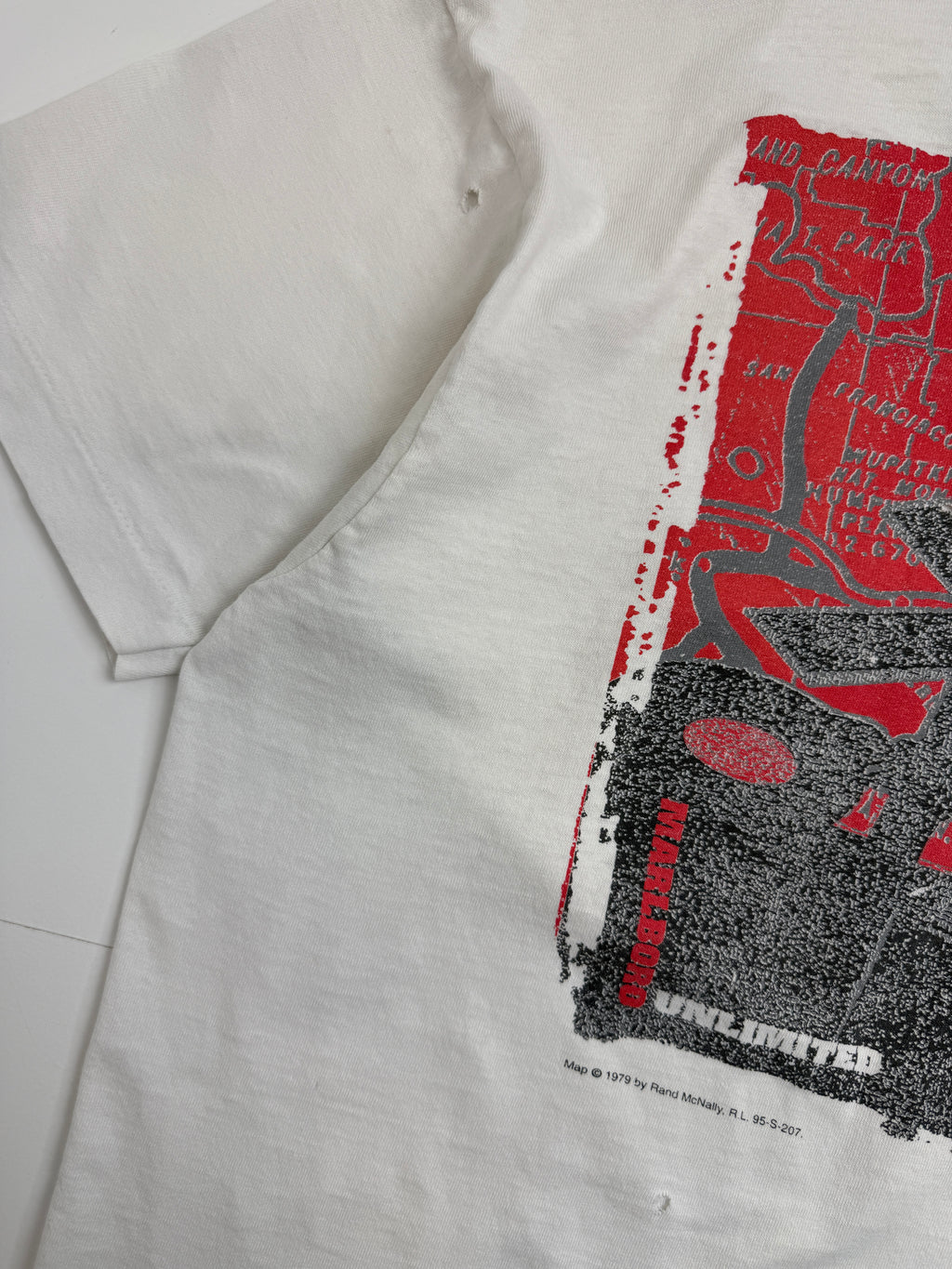 Vintage 90's Marlboro Unlimited Tee White
