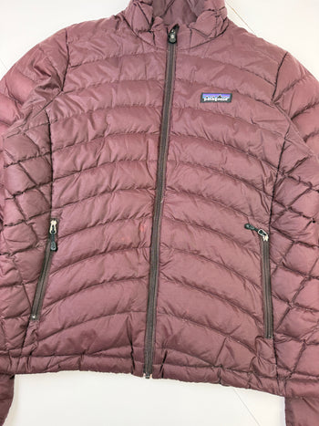 Women's Patagonia Down Hooded Puffer Burgundy