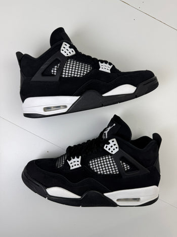 Air Jordan 4 Retro White Thunder (USED)