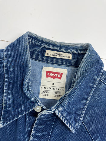 (M) Vintage Levis Dark Denim Button Up