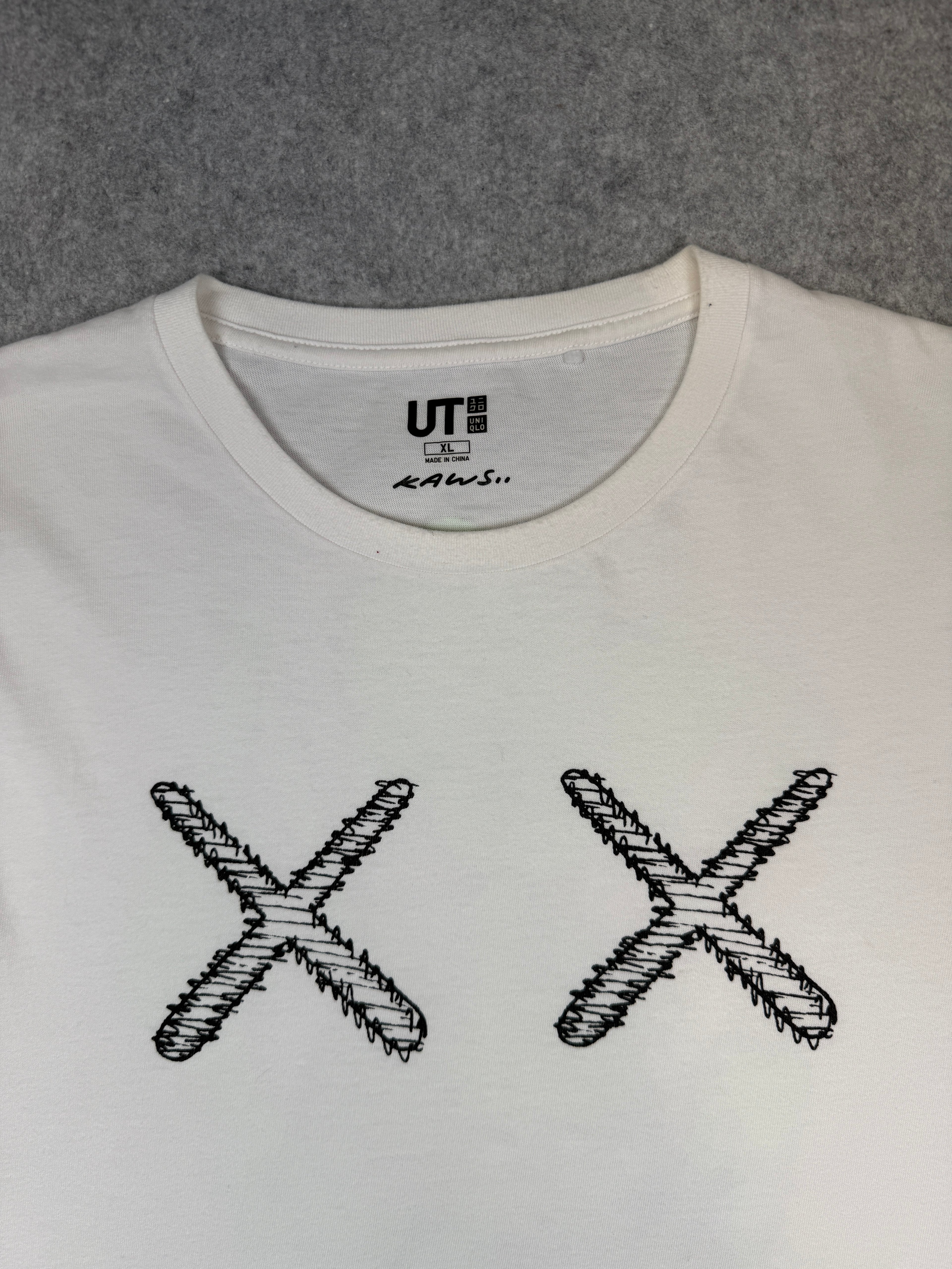 KAWS x Uniqlo Green Skeleton Tee White (USED)