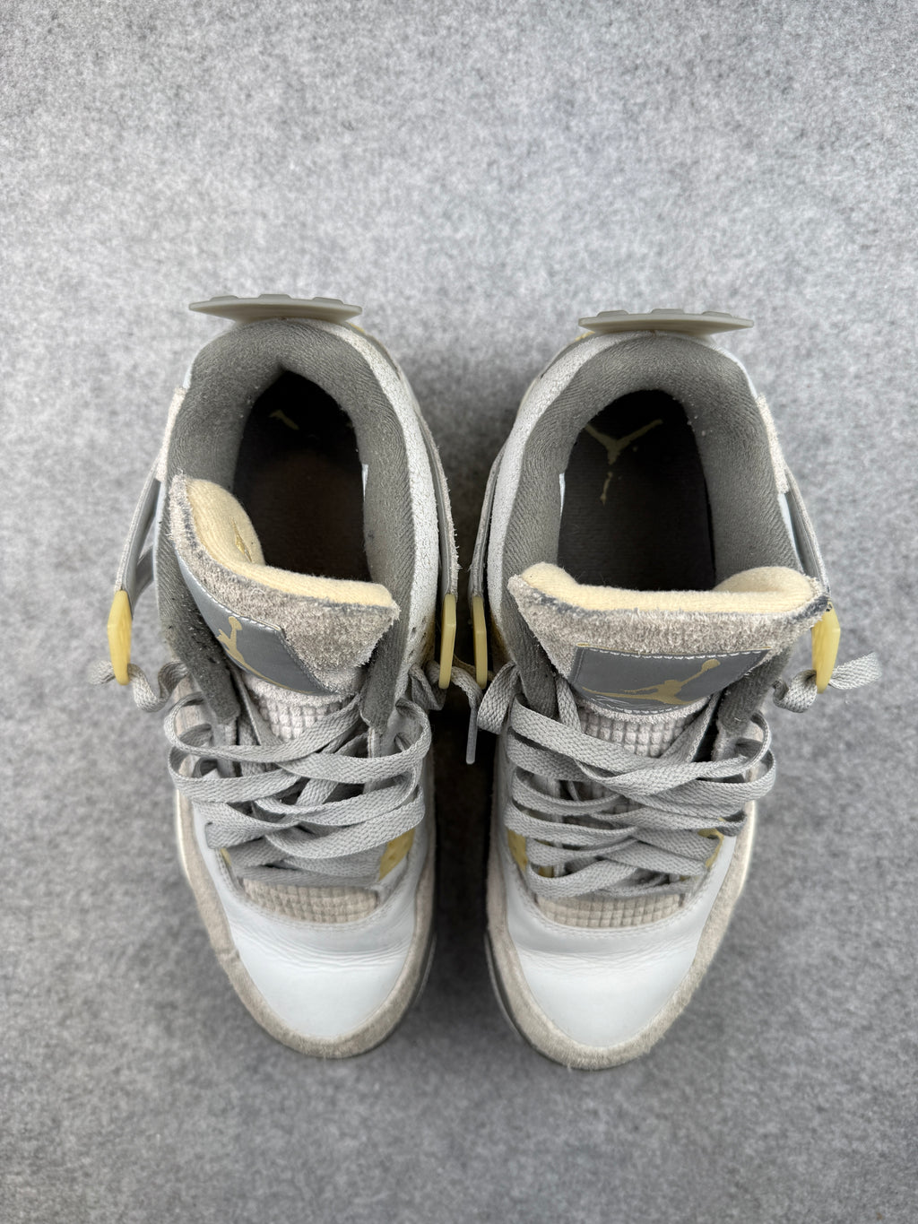 Air Jordan 4 Retro SE Craft Photon Dust (USED, NO BOX)