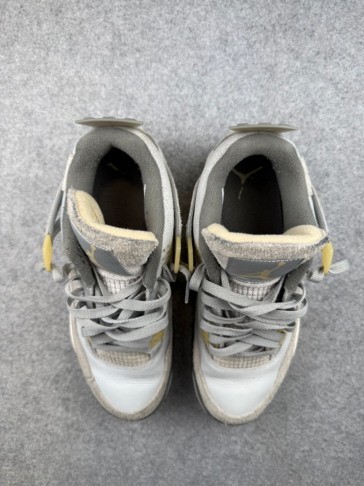 Air Jordan 4 Retro SE Craft Photon Dust (USED, NO BOX)