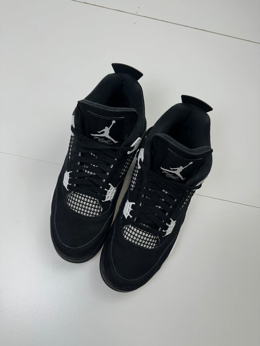 Air Jordan 4 Retro White Thunder (USED) | Vitnage Clothing Store Canada