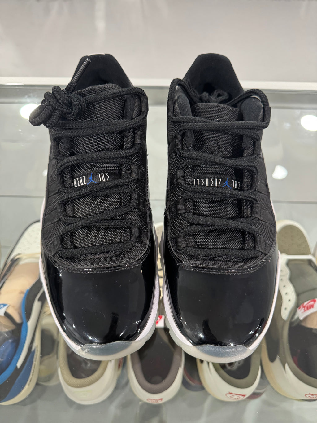 Air Jordan 11 Retro Low Space Jam (USED)