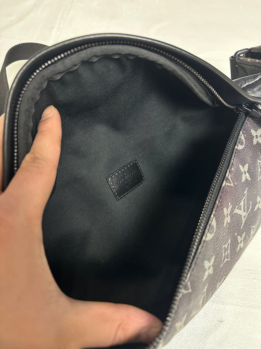 Louis Vuitton Monogram Galaxy Discovery Bumbag | Vitnage Clothing Store Canada