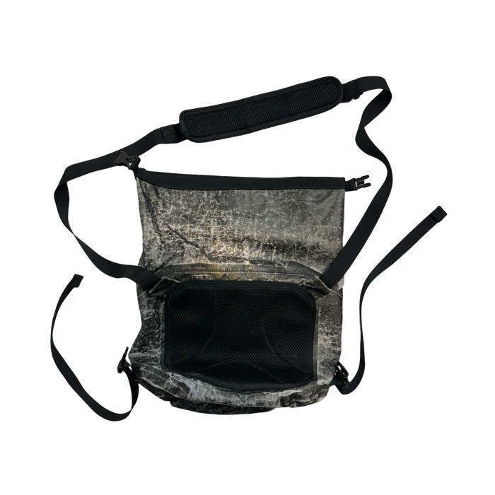 Supreme Waterproof Reflective Speckled Shoulder Bag Black FW20 (USED) | Vitnage Clothing Store Canada