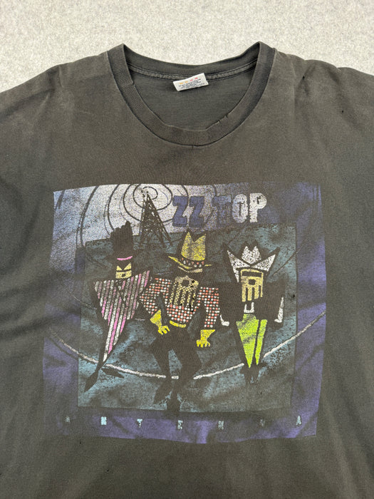 Vintage 1990's ZZ Top Antenna World Tour Tee Black | Vitnage Clothing Store Canada