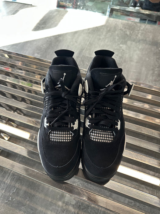 Air Jordan 4 Retro White Thunder (USED) | Vitnage Clothing Store Canada