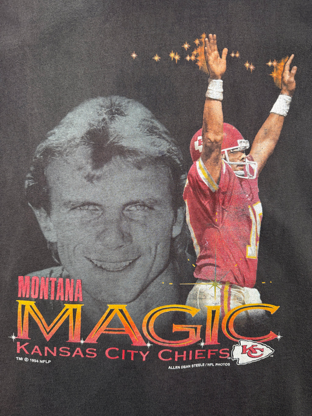 Vintage Kansas City Chiefs Joe Montana Magic Tee Black