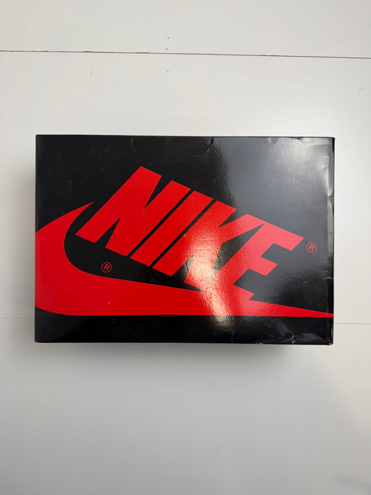 Air Jordan 1 Retro High OG 'Patent Bred' (USED) | Vitnage Clothing Store Canada